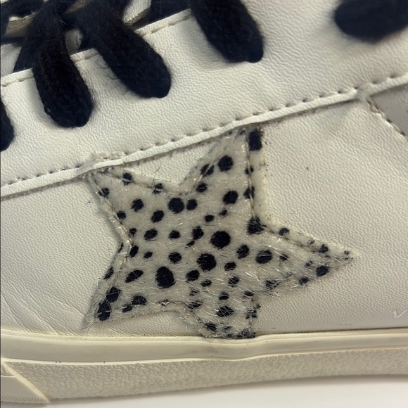 Vintage Havana White and Black Athletic Shoes - Picture 6 of 11